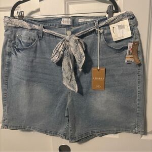 Angels Forever Young Women’s Size 24 W Denim Jeans Shorts With Floral Tie NWT